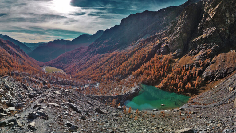 Trekking al lago Blu in Val d'Ayas